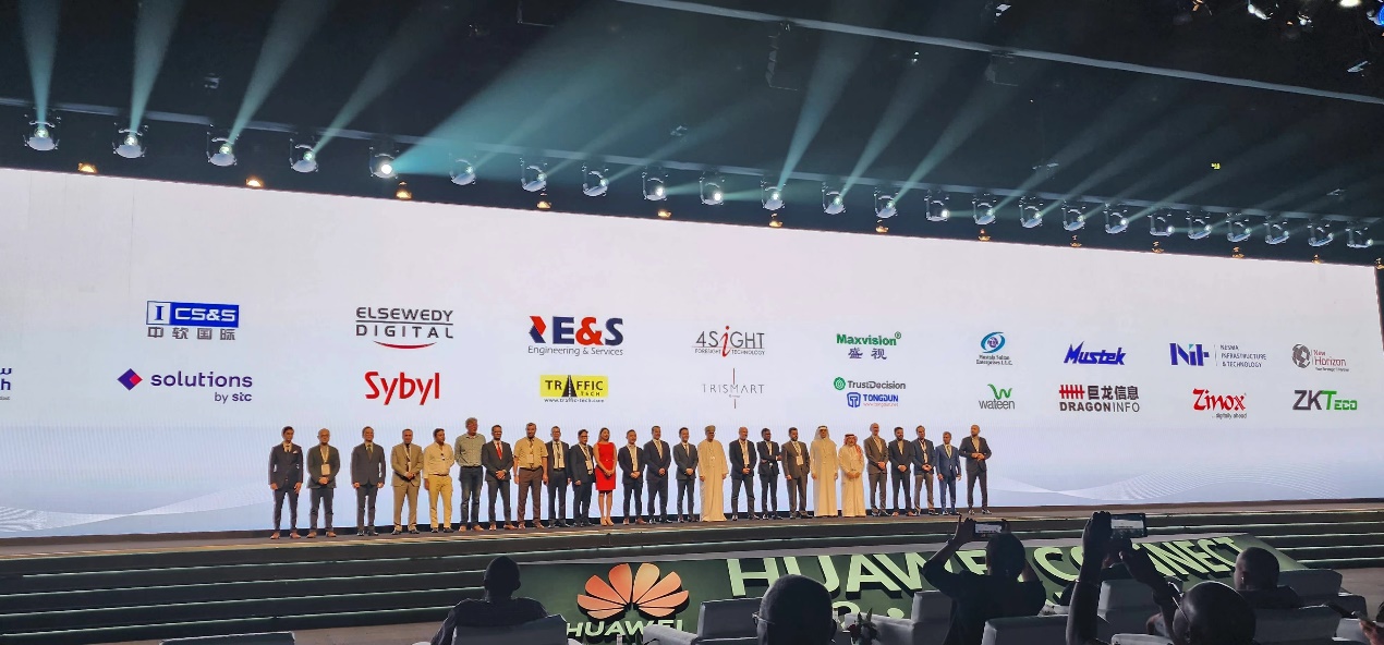 广发(中国)guangfa·官方网页版,参加全球最大的科技展GITEX GLOBAL